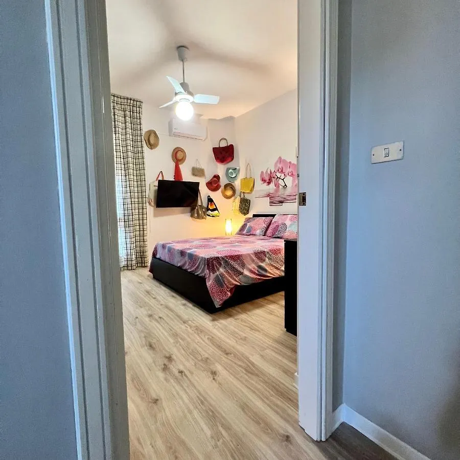 Apartment Paradise Beach Giardini-Naxos Italien