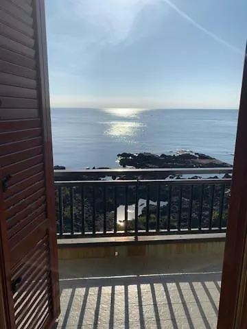 Paradise Beach Giardini Naxos Italien